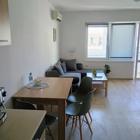 Apartman васил левски 61 Burgasz